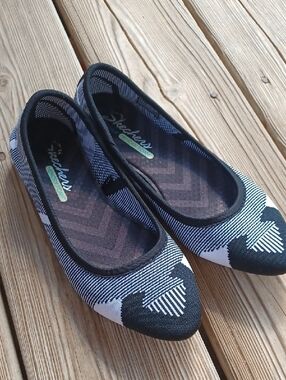 Skechers Shoes Womens 7 Cleo Wham Slip On Ballet Flats Black White